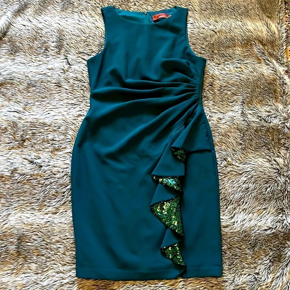 Carmen marc valo green midi dress